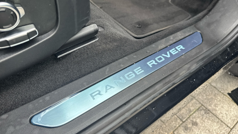 Land Rover Range Rover Evoque 2.0 D200 Dynamic HSE 5dr Auto Diesel Hatchback